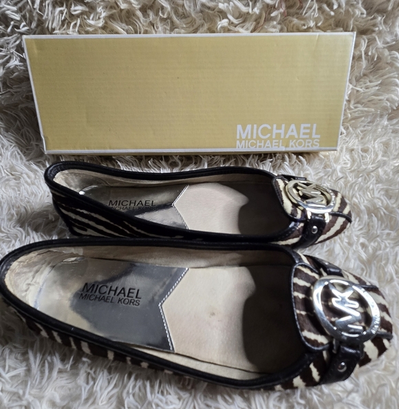 Michael Kors Fulton Animal Print Ballet Flats - Picture 2 of 9